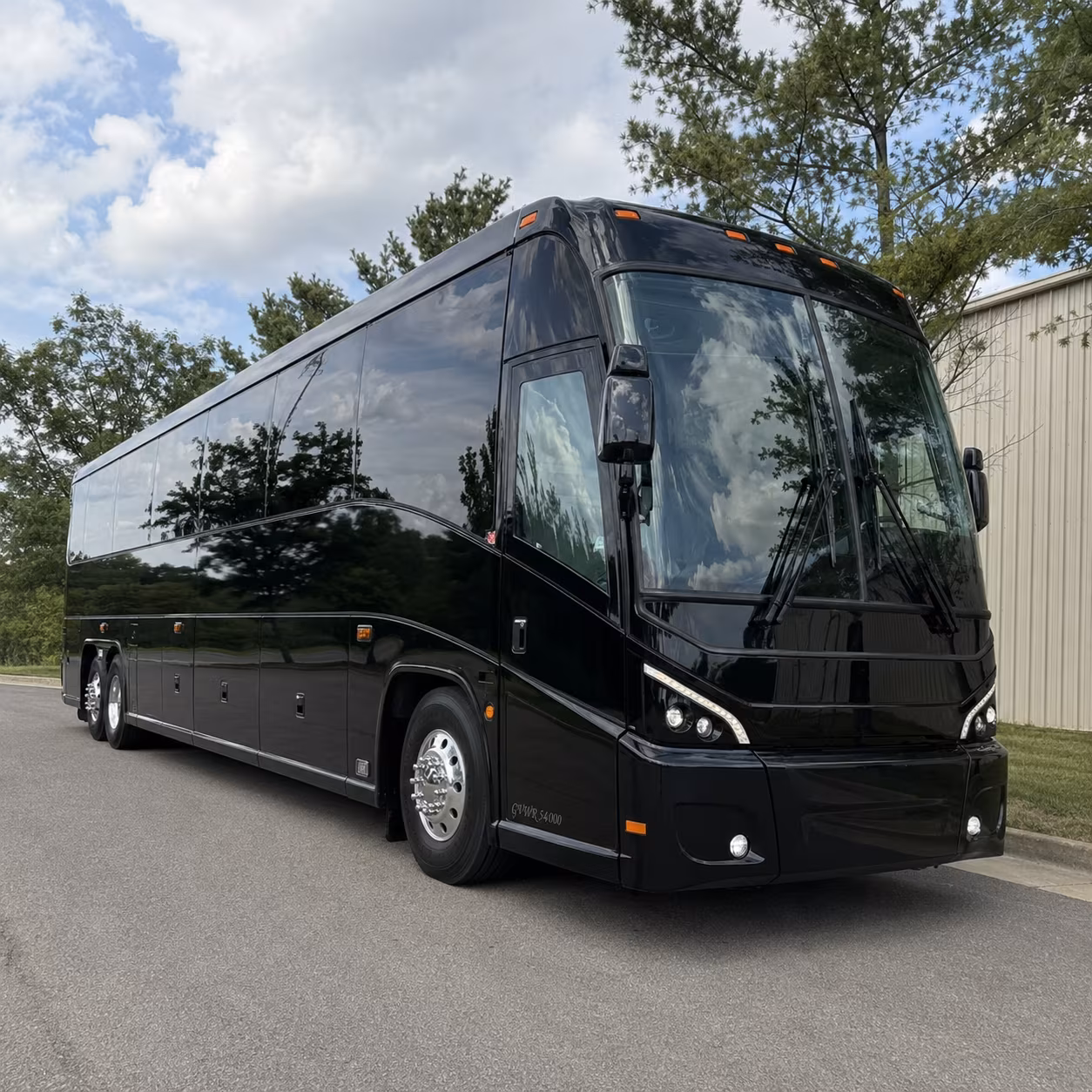long distance charter buses from sandy springs to nashville and chattanooga