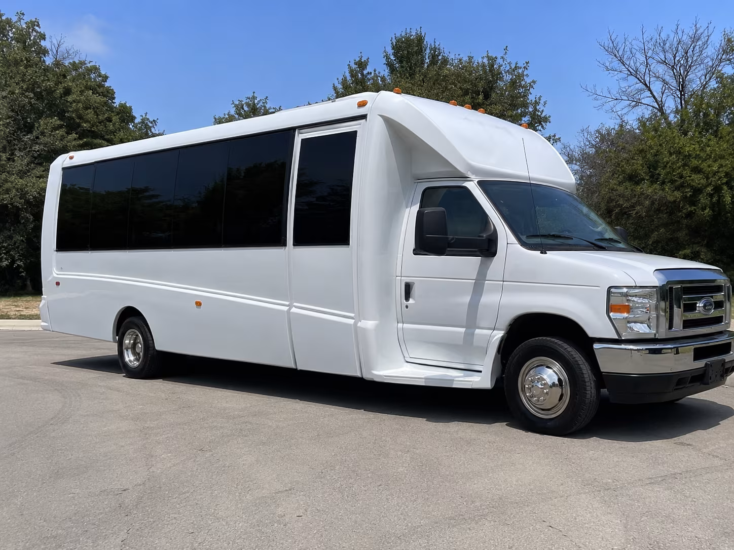 sandy springs quinceanera sweet 16 party bus rental