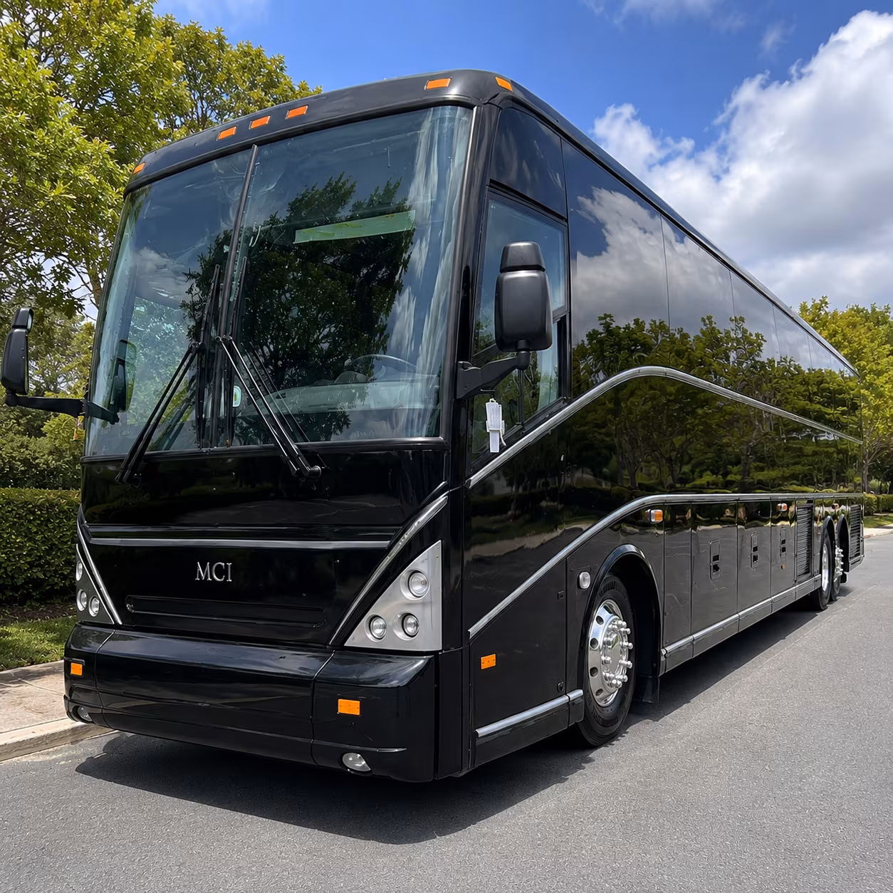 wedding and private event buses that run on your schedule